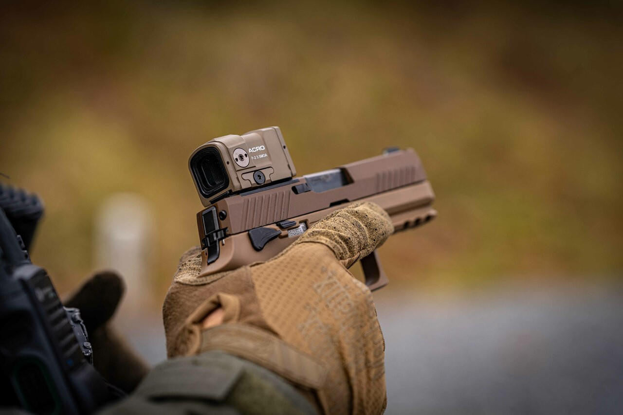 Aimpoint® ACRO P-2™ FDE 3.5 MOA - Red Dot Reflex Sight